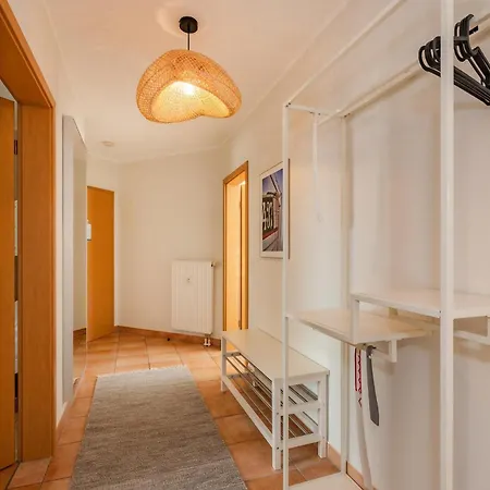Solaris 13 Apartment *